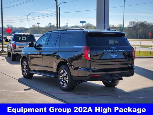 New 2025 Ford Expedition Max Active image 4