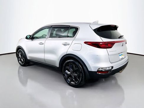 Used 2022 Kia Sportage LX w/ LX FWD Value Edition Package image 7
