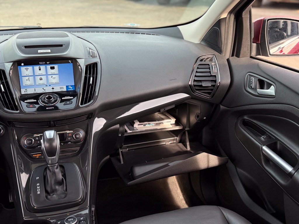 Used 2016 Ford Escape Titanium AWD/4WD image 28