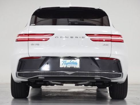 New 2026 Genesis GV70 2.5T Advanced AWD/4WD image 9