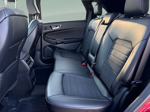 Used 2024 Ford Edge ST-Line AWD/4WD image 23