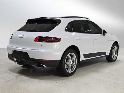 Used 2018 Porsche Macan image 3