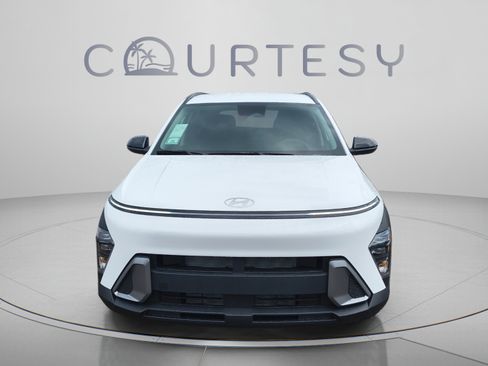 New 2027 Hyundai Kona SEL Sport FWD image 8