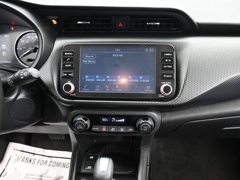 Used 2022 Nissan Kicks SV FWD image 17
