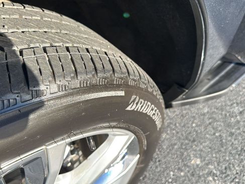 Used 2021 Chevrolet Tahoe High Country image 36