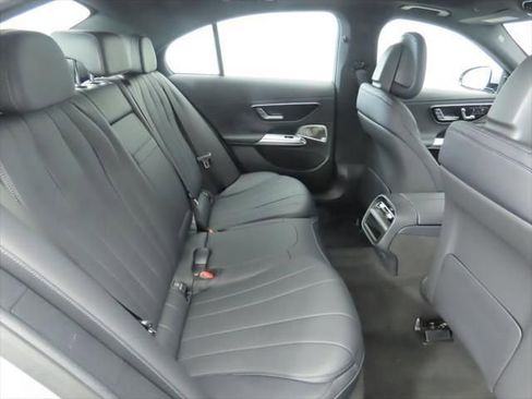 New 2026 Mercedes-Benz E 350 4MATIC Sedan image 24