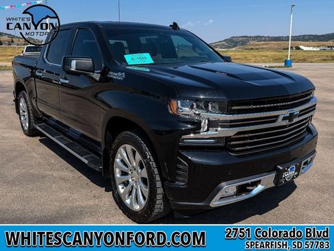 Used 2021 Chevrolet Silverado 1500 High Country w/ Technology Package AWD/4WD image 14