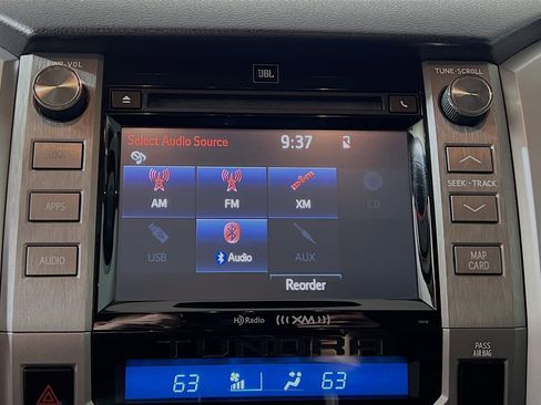 Used 2018 Toyota Tundra Limited w/ Limited Premium Package image 27