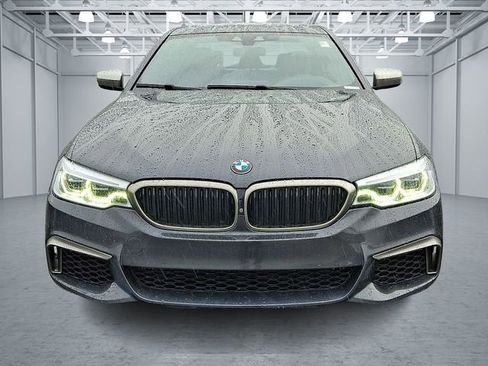 Used 2019 BMW M550i xDrive w/ Dynamic Handling Package image 2