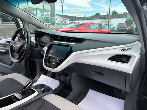 Used 2019 Chevrolet Bolt LT FWD image 26
