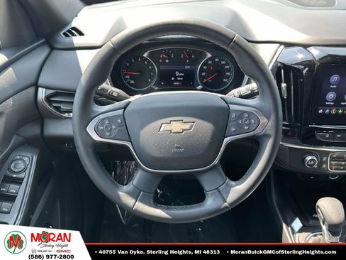 Certified 2023 Chevrolet Traverse LT FWD image 13