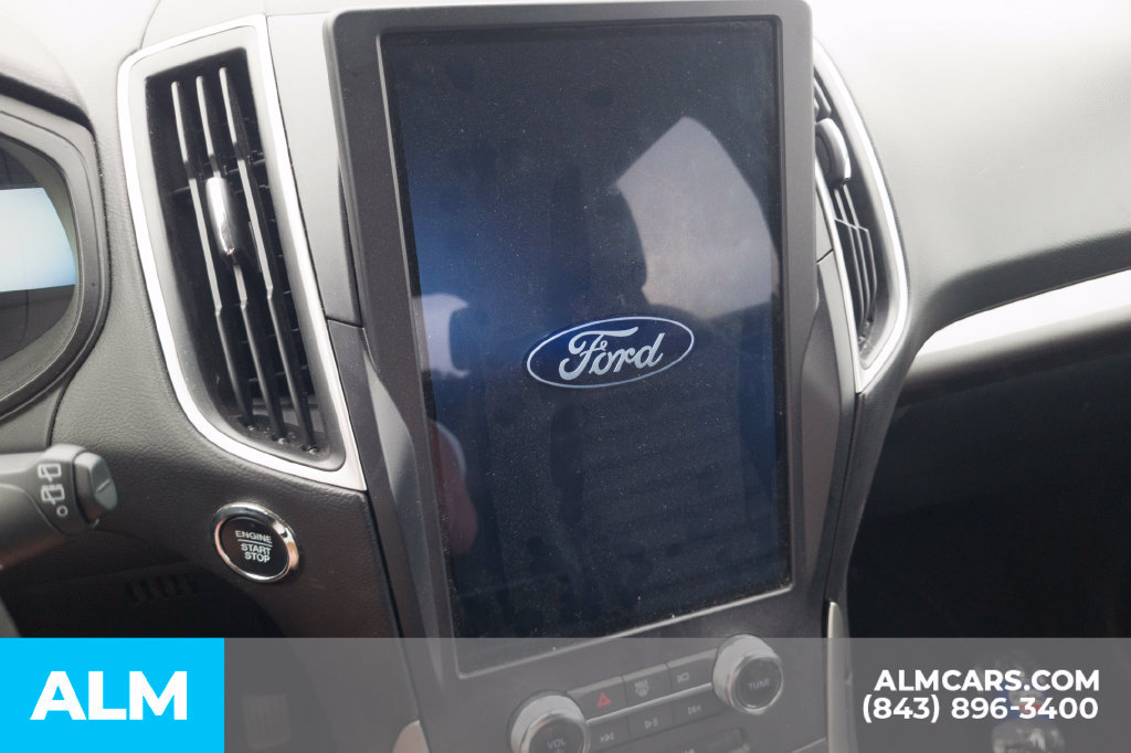 Used 2024 Ford Edge SEL AWD/4WD image 9
