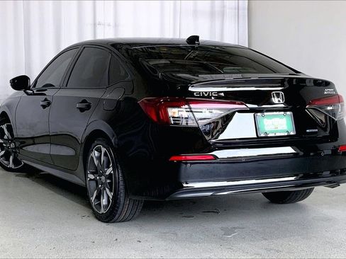 Used 2025 Honda Civic Sport image 10