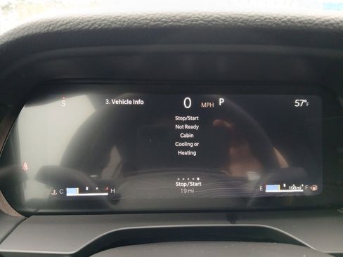 New 2025 Jeep Grand Cherokee L Laredo w/ Luxury Tech Group I image 40