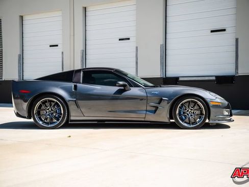 Used 2011 Chevrolet Corvette ZR1 w/ Preferred Equipment Group RWD image 13