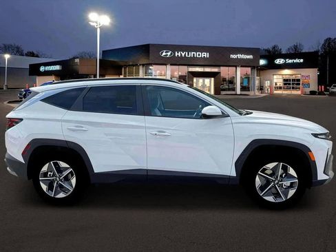 New 2026 Hyundai Tucson SEL image 9