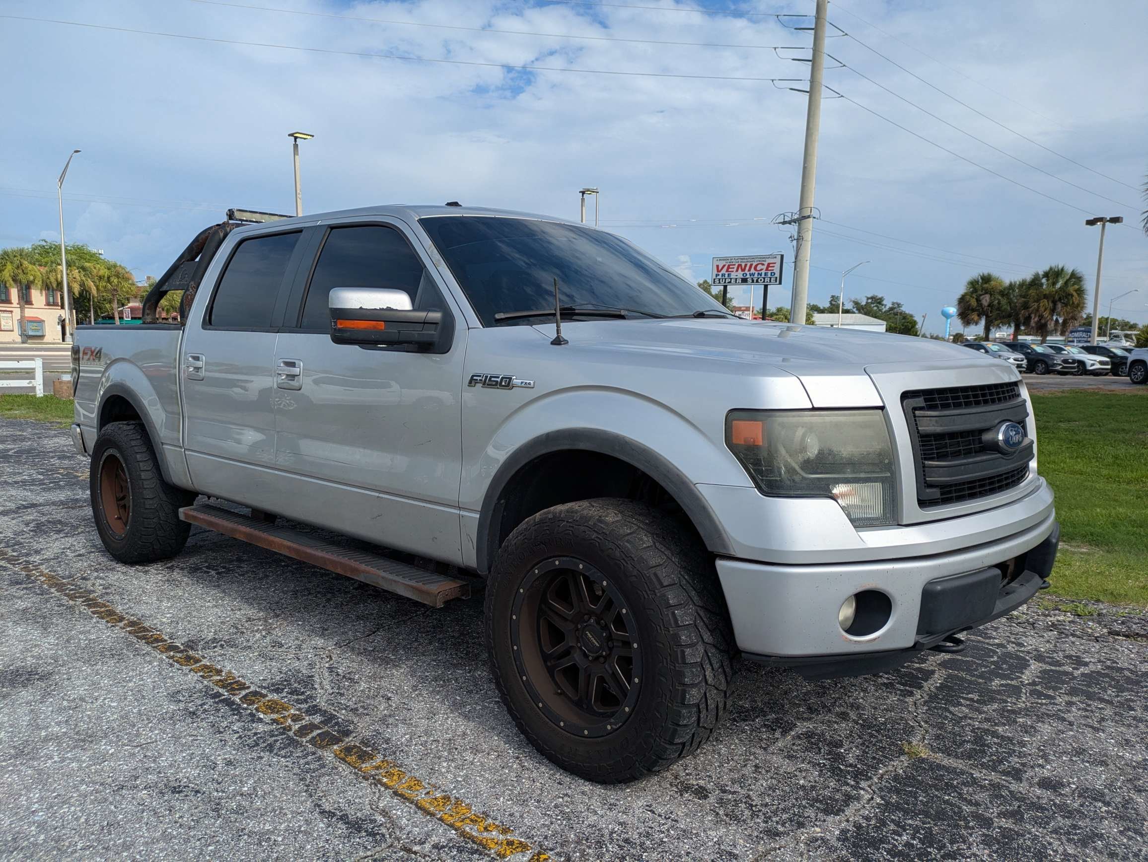 Used 2013 Ford F150 FX4 w/ Luxury Equipment Group AWD/4WD image 2