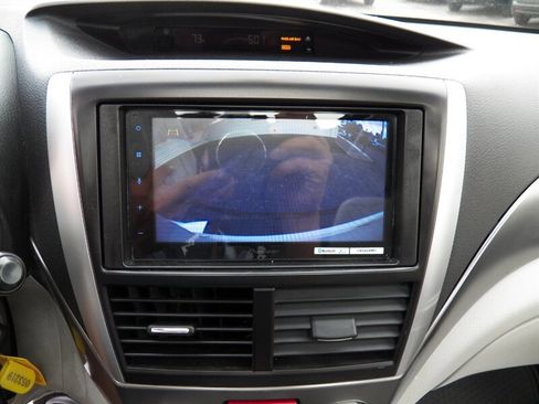 Used 2011 Subaru Forester 2.5X Limited image 19