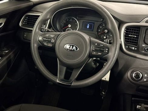 Used 2016 Kia Sorento LX AWD/4WD image 24