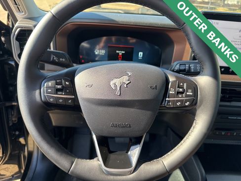 Used 2025 Ford Bronco Sport Outer Banks image 28