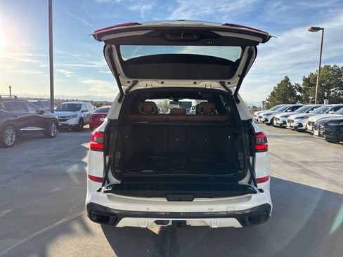 Used 2022 BMW X5 xDrive40i w/ M Sport Package image 29