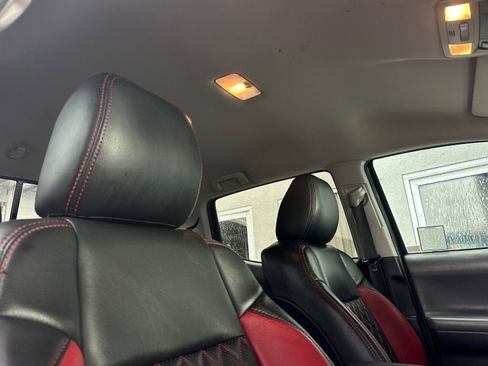 Used 2018 Toyota Tacoma SR5 image 24