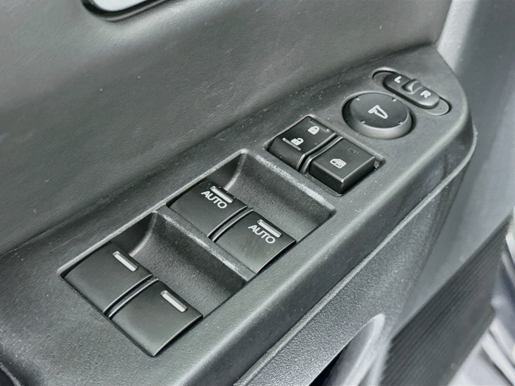 Used 2013 Honda Pilot Touring image 18