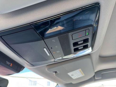 New 2026 Mitsubishi Outlander SEL FWD image 19