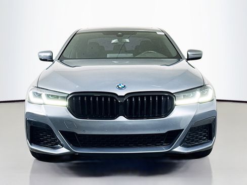 Used 2023 BMW 530e w/ M Sport Package RWD image 2