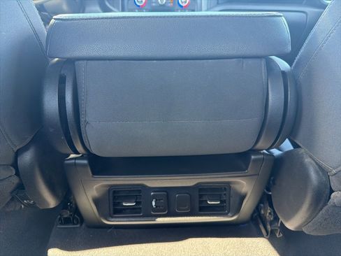 Used 2023 Chevrolet Silverado 2500 LT w/ Convenience Package image 33