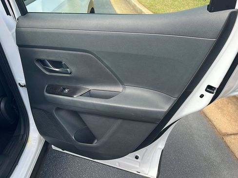 New 2026 Nissan Kicks S image 15