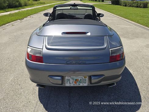 Used 2004 Porsche 911 Carrera image 5