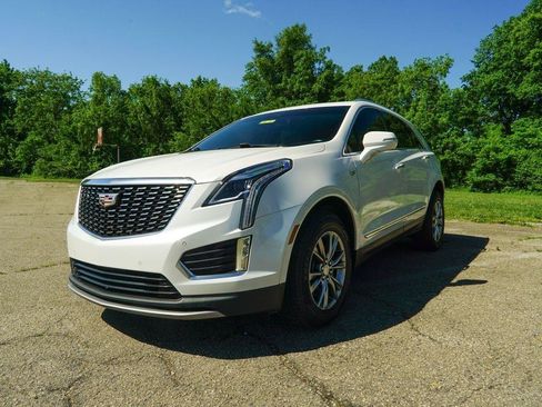 Used 2021 Cadillac XT5 Premium Luxury FWD image 6