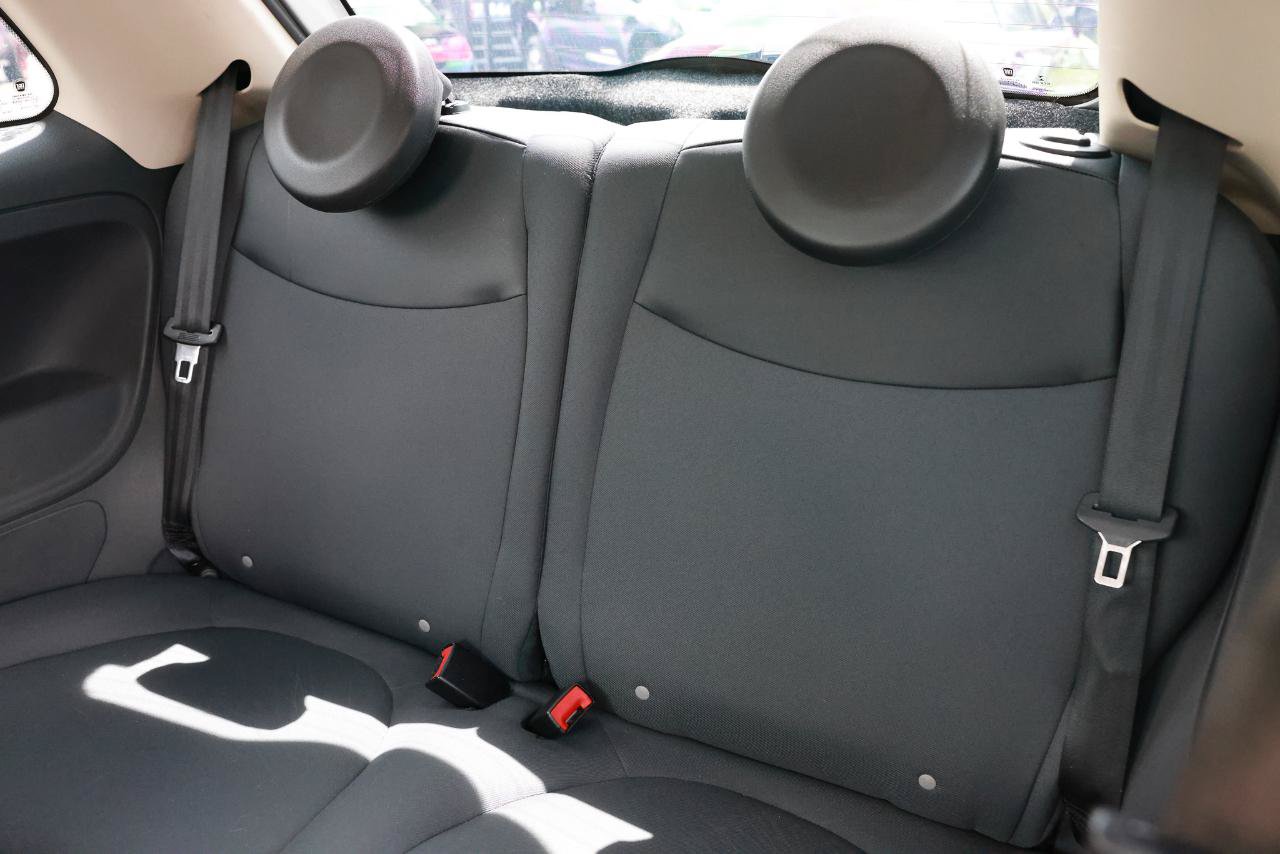 Used 2013 FIAT 500 Pop FWD image 6