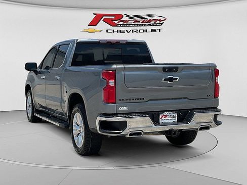 Used 2021 Chevrolet Silverado 1500 LTZ w/ LTZ Premium Package AWD/4WD image 3