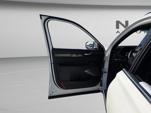 Used 2024 Hyundai Palisade Calligraphy image 23