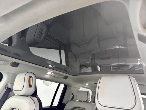Used 2023 Rivian R1S Adventure AWD/4WD image 20