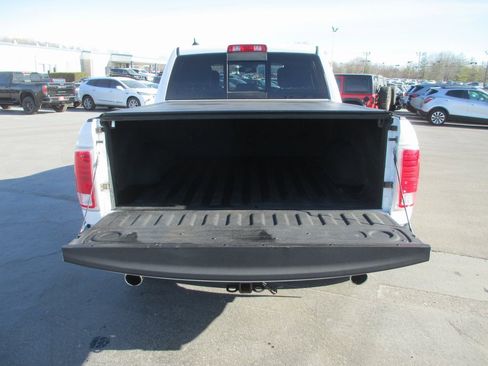 Used 2017 RAM 1500 Limited image 7