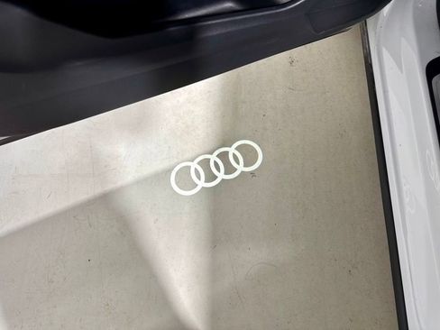 Used 2022 Audi Q4 e-tron Premium Plus image 36