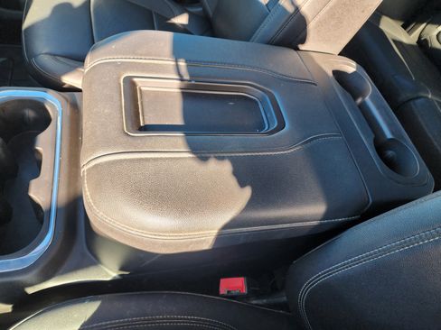 Used 2022 Chevrolet Silverado 3500 LTZ w/ LTZ Convenience Package image 36