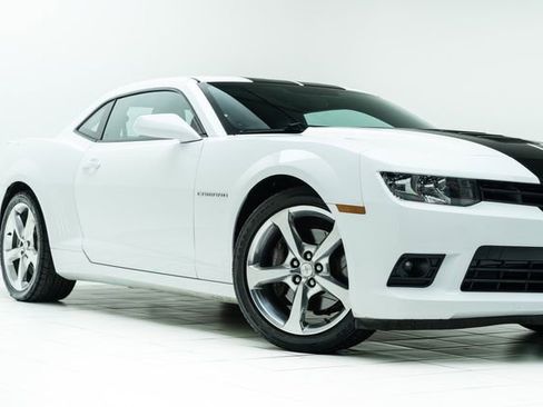 Used 2014 Chevrolet Camaro SS image 3