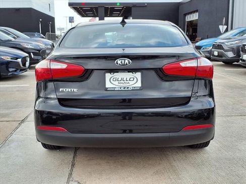 Used 2016 Kia Forte LX image 6