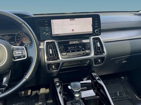 Used 2022 Kia Sorento SX AWD/4WD image 9