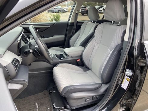 Used 2024 Subaru Outback Premium image 17