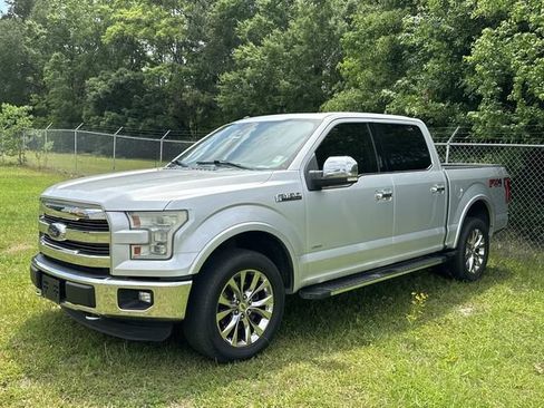 Used 2016 Ford F150 Lariat w/ Equipment Group 502A Luxury AWD/4WD image 4