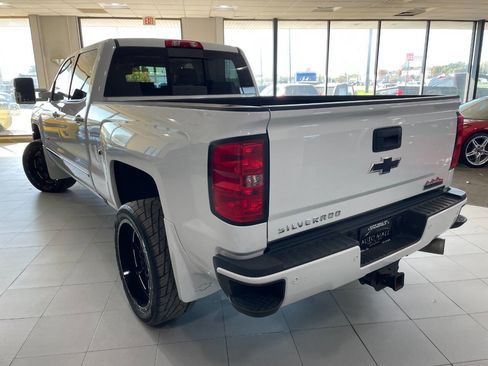 Used 2019 Chevrolet Silverado 2500 High Country image 5