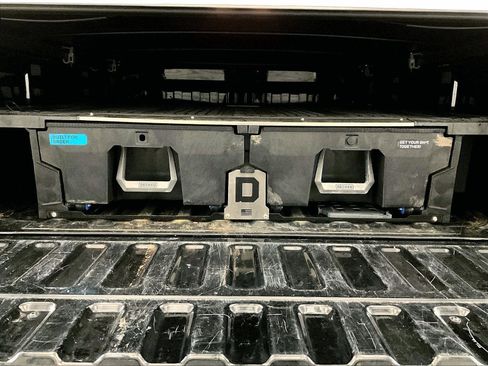 Used 2024 RAM 1500 Laramie image 32