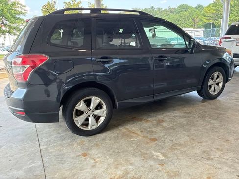 Used 2014 Subaru Forester 2.5i Premium w/ Popular Package #1 AWD/4WD image 3