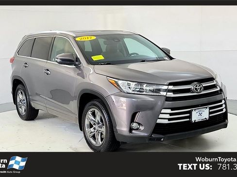 Used 2017 Toyota Highlander Limited Platinum image 1