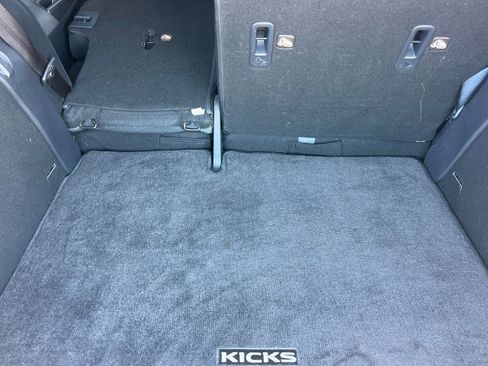 Used 2020 Nissan Kicks S FWD image 18